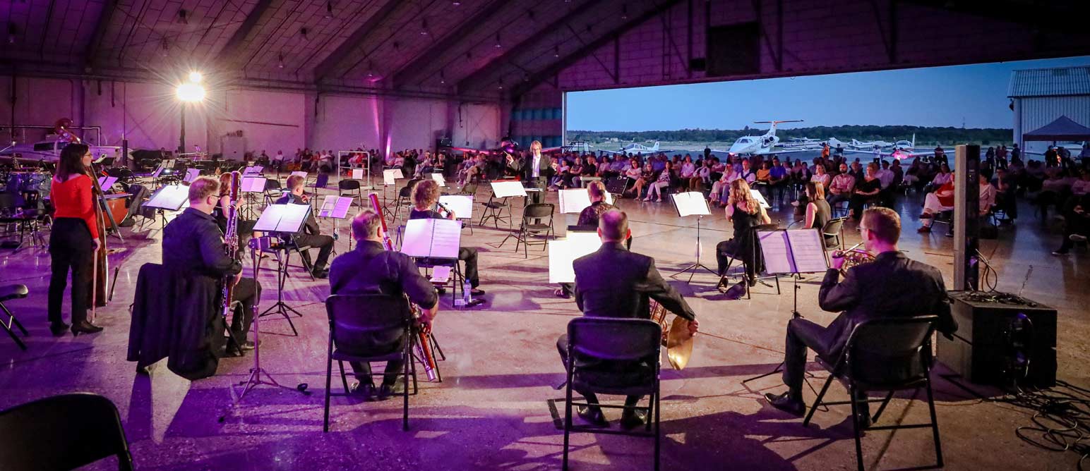 1. Hangarkonzert 2020 - Musik zum Abheben